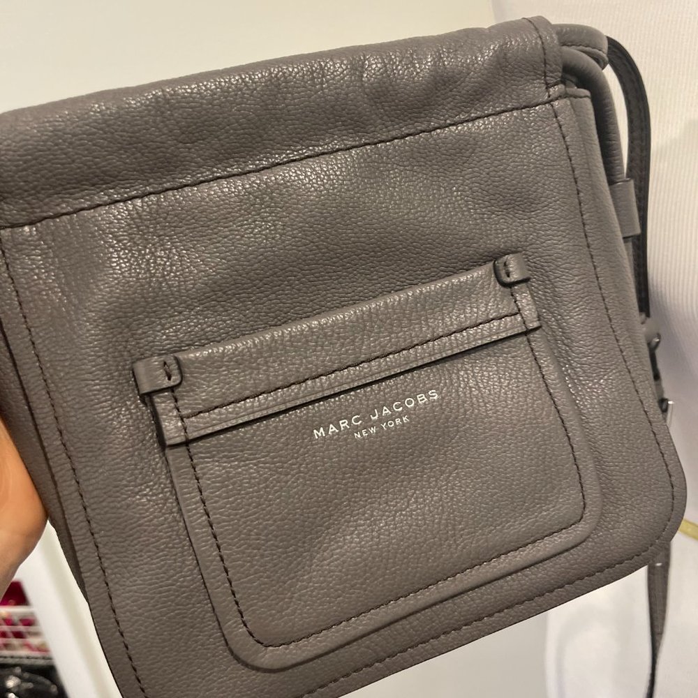 [NEW] MARC JACOBS Drawstring CROSSBODY BAG